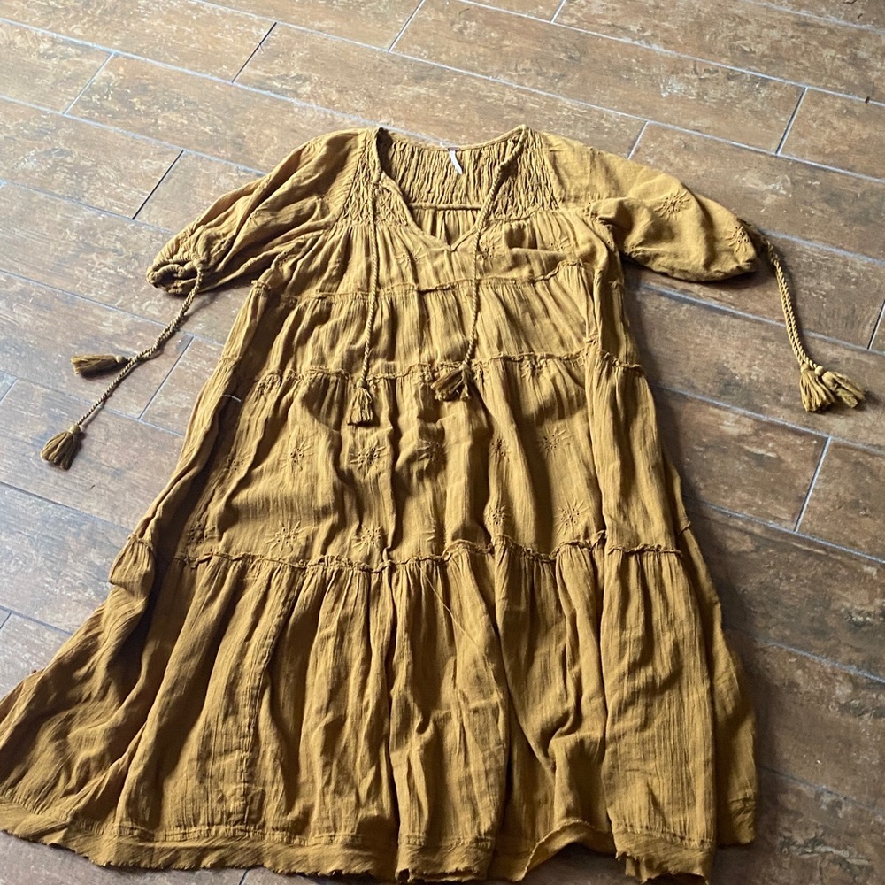 Free People Mustard Long Sleeve Dress. Size xs. Great condition.